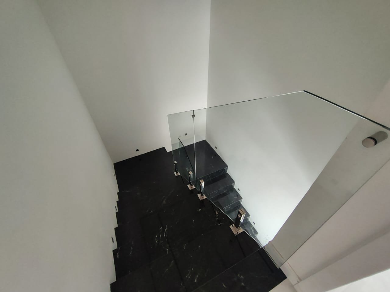 Foto 14 do imóvel casa duplex 248m2, terras 4