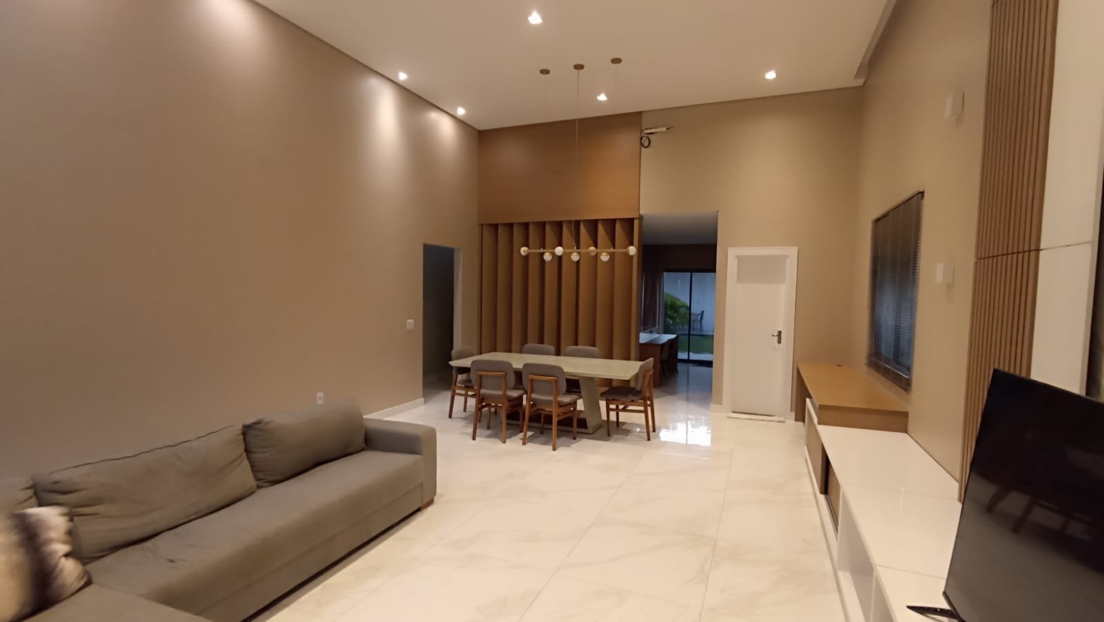 Foto 5 do imóvel casa com praça ceara 1